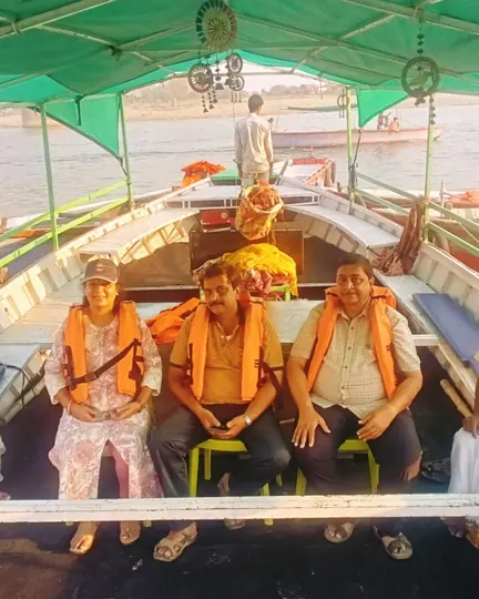 Sunrise boat ride on the Ganga with our guests