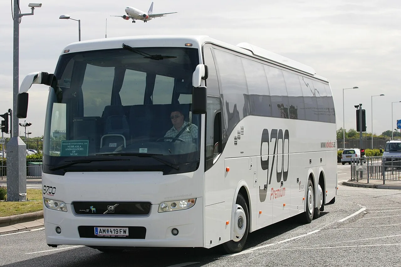 Volvo Buses on rent in Varanasi